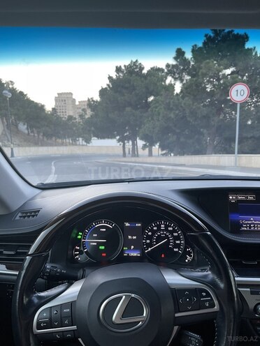 Lexus ES 300h 2015, 129,000 km - 2.5 l - Bakı