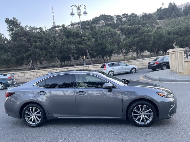 Lexus ES 300h 2015, 129,000 km - 2.5 l - Bakı
