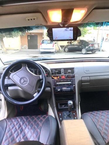 Mercedes C 230 1998, 286,000 km - 2.3 l - Bakı