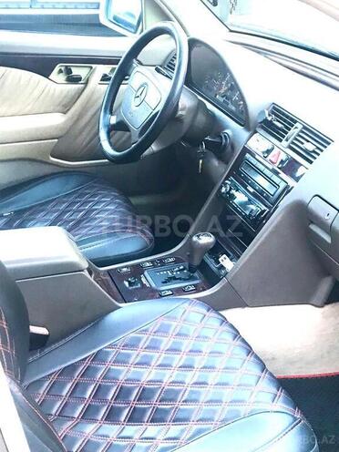 Mercedes C 230 1998, 286,000 km - 2.3 l - Bakı