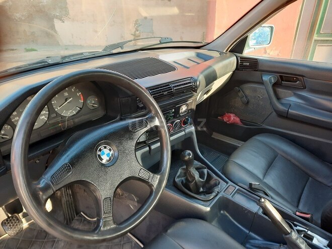 BMW 520 1988, 412,849 km - 2.0 л - Bakı