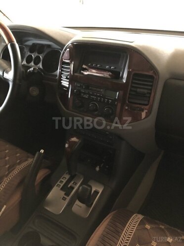 Mitsubishi Pajero 2006, 202,000 km - 3.0 л - Bakı