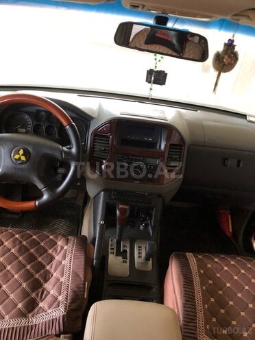 Mitsubishi Pajero 2006, 202,000 km - 3.0 л - Bakı