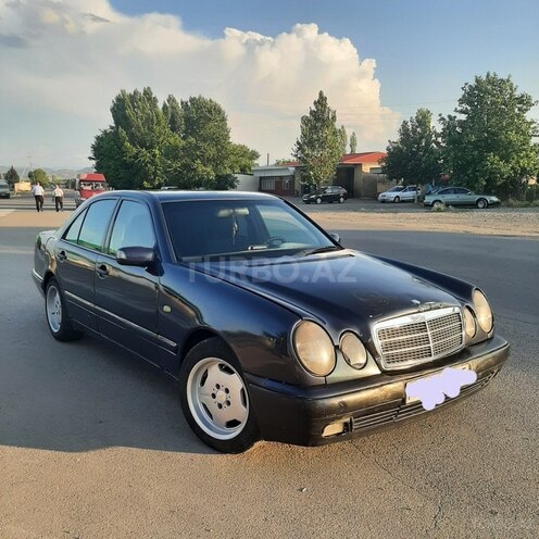 Mercedes E 220 1998, 345,000 km - 2.2 l - Tovuz