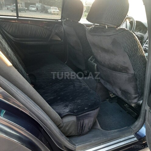 Mercedes E 220 1998, 345,000 km - 2.2 l - Tovuz
