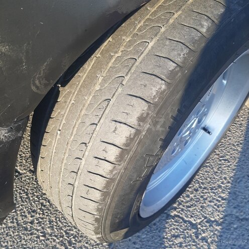 Mercedes E 220 1998, 345,000 km - 2.2 l - Tovuz