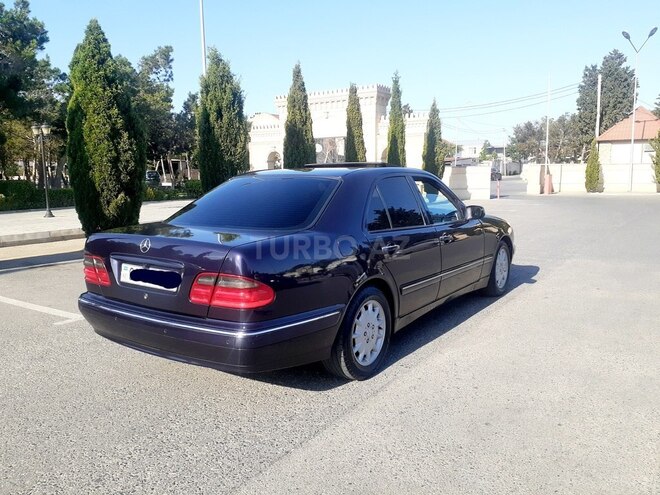 Mercedes E 270 2000, 361,000 km - 2.7 l - Bakı