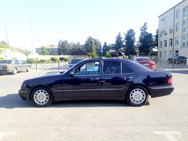 Mercedes E 270 2000, 361,000 km - 2.7 l - Bakı