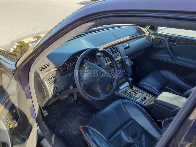 Mercedes E 270 2000, 361,000 km - 2.7 l - Bakı