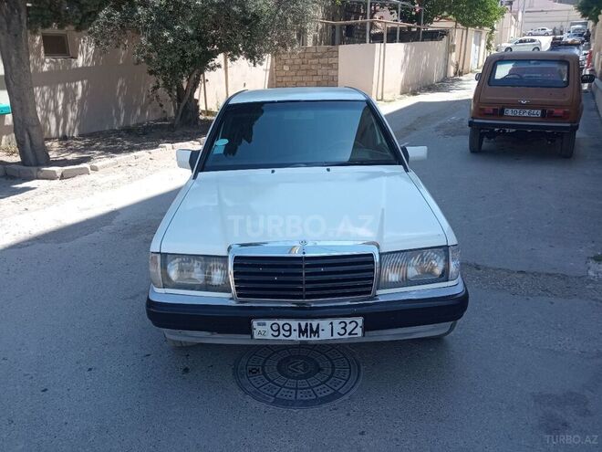 Mercedes 190 1990, 211,666 km - 2.0 л - Bakı