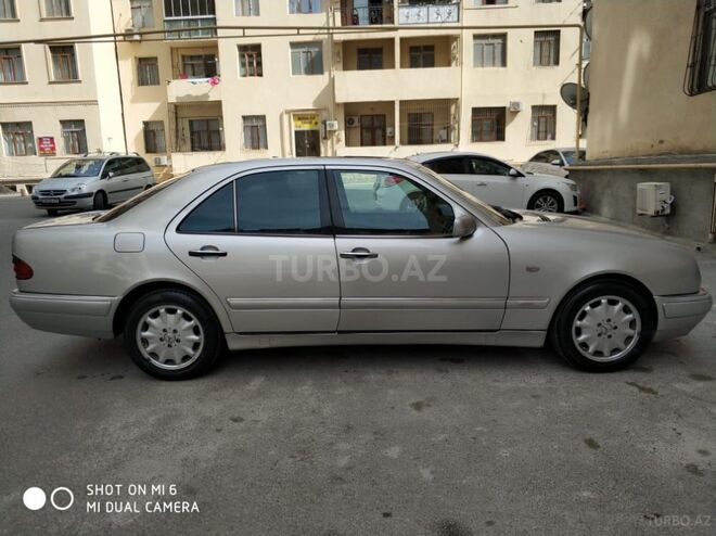Mercedes E 200 1997, 367,000 km - 2.0 l - Xırdalan