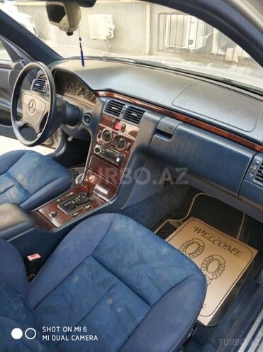 Mercedes E 200 1997, 367,000 km - 2.0 l - Xırdalan