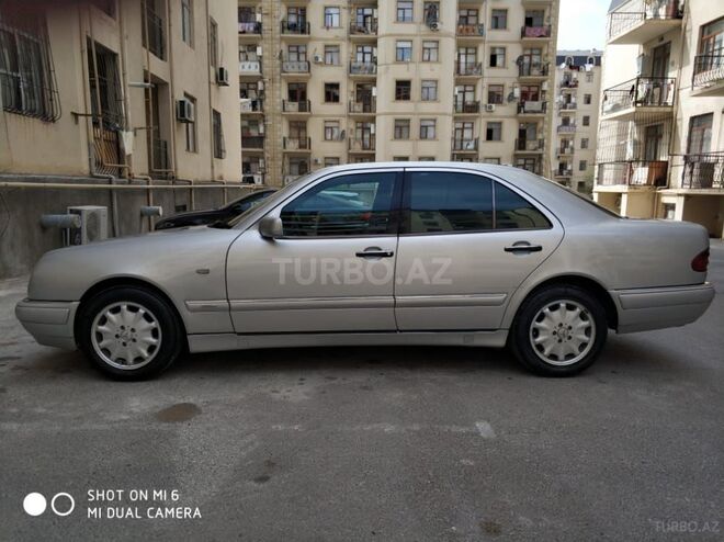 Mercedes E 200 1997, 367,000 km - 2.0 l - Xırdalan