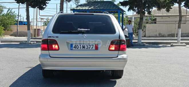 Mercedes E 270 2001, 270,000 km - 2.7 l - Bakı