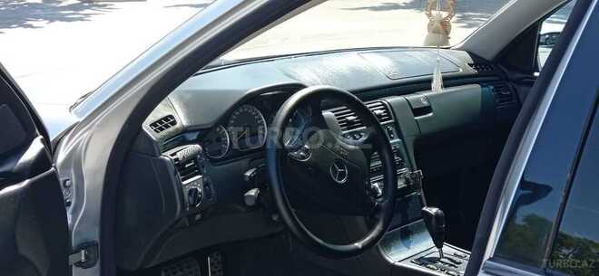 Mercedes E 270 2001, 270,000 km - 2.7 l - Bakı