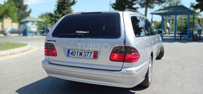 Mercedes E 270 2001, 270,000 km - 2.7 l - Bakı