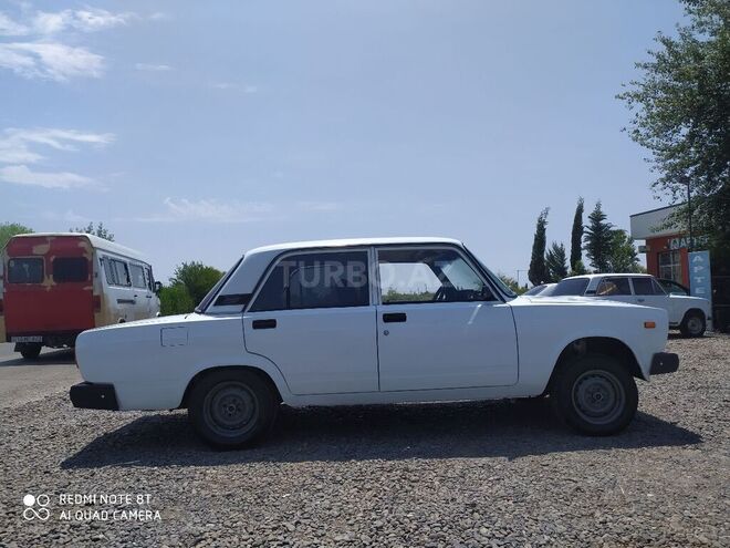 LADA (VAZ) 2107 2004, 256,898 km - 1.6 л - Saatlı