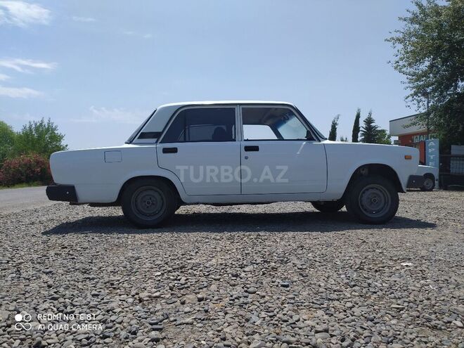 LADA (VAZ) 2107 2004, 256,898 km - 1.6 л - Saatlı