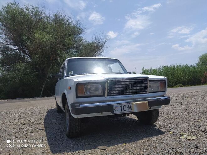 LADA (VAZ) 2107 2004, 256,898 km - 1.6 л - Saatlı