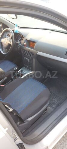 Opel Astra 2006, 270,000 km - 1.3 l - Bakı