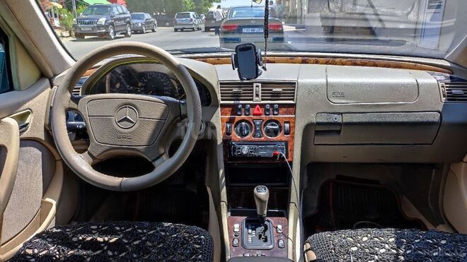 Mercedes C 240 1998, 271,906 km - 2.4 l - Bakı