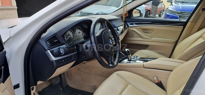BMW 520 2012, 260,000 km - 2.0 l - Gəncə