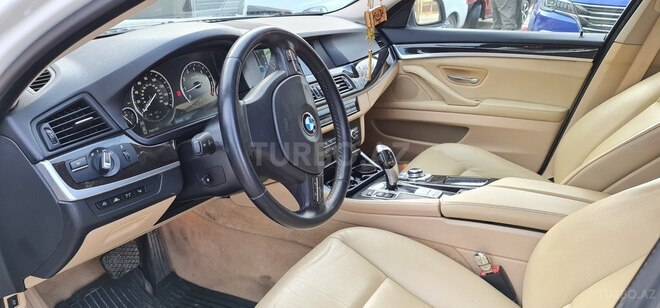 BMW 520 2012, 260,000 km - 2.0 l - Gəncə