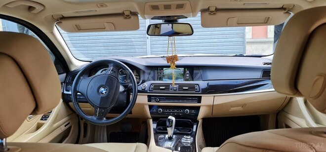 BMW 520 2012, 260,000 km - 2.0 l - Gəncə
