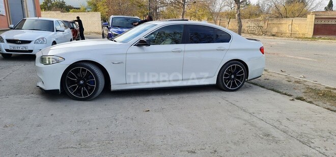 BMW 520 2012, 260,000 km - 2.0 l - Gəncə