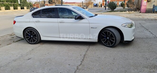 BMW 520 2012, 260,000 km - 2.0 l - Gəncə