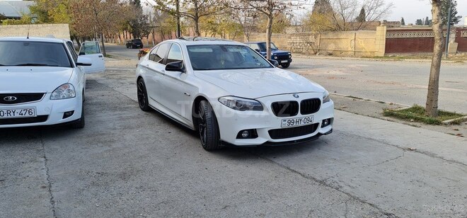 BMW 520 2012, 260,000 km - 2.0 l - Gəncə
