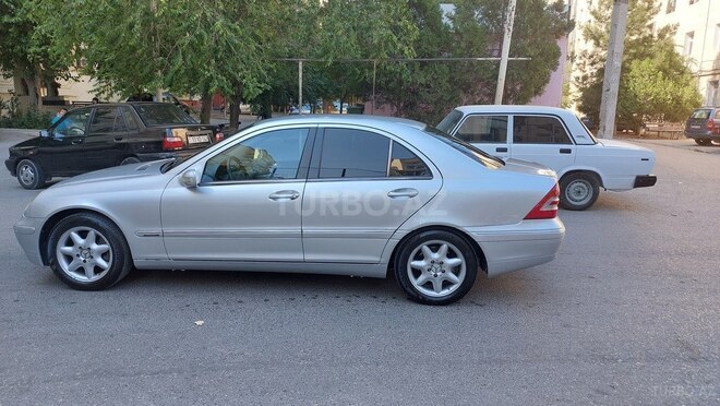 Mercedes C 240 2001, 218,000 km - 2.4 l - Sumqayıt