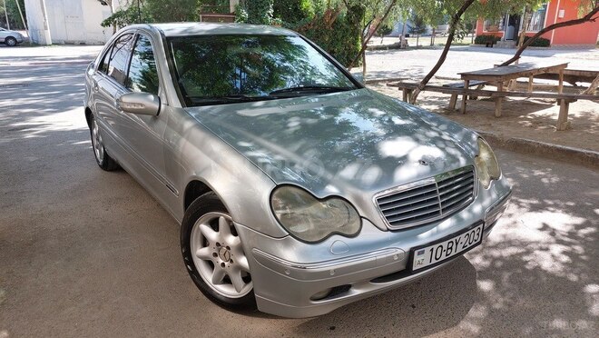 Mercedes C 240 2001, 218,000 km - 2.4 l - Sumqayıt