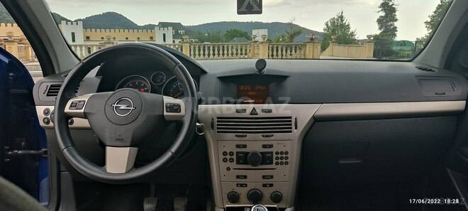 Opel Astra 2008, 164,000 km - 1.4 l - Qəbələ