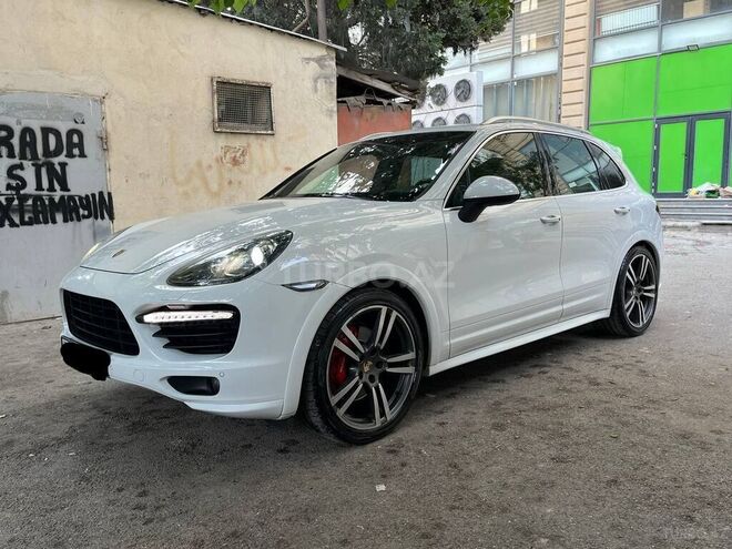 Porsche Cayenne GTS 2012, 99,000 km - 4.8 l - Bakı