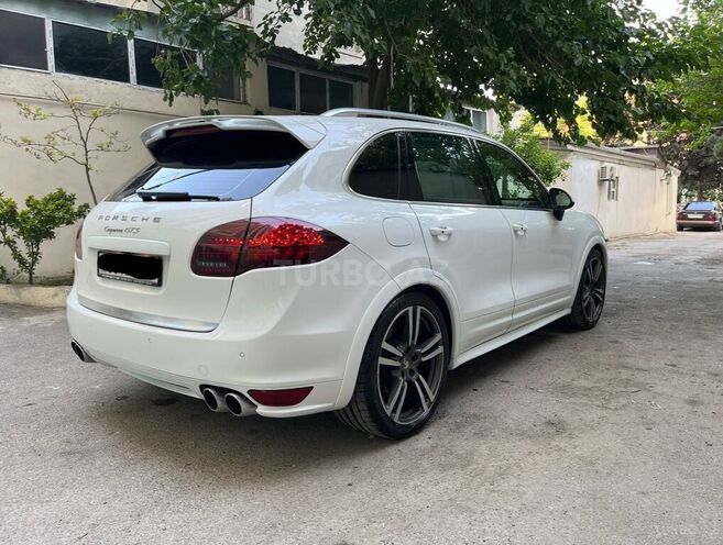 Porsche Cayenne GTS 2012, 99,000 km - 4.8 l - Bakı