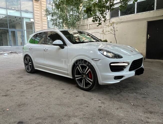 Porsche Cayenne GTS 2012, 99,000 km - 4.8 l - Bakı