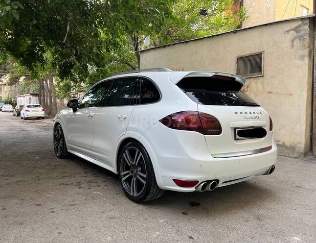 Porsche Cayenne GTS 2012, 99,000 km - 4.8 l - Bakı