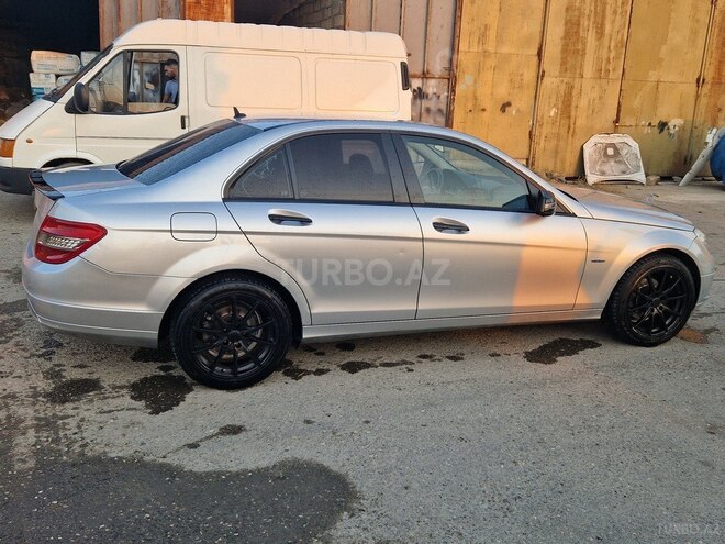 Mercedes C 180 2009, 274,000 km - 1.8 l - Bakı
