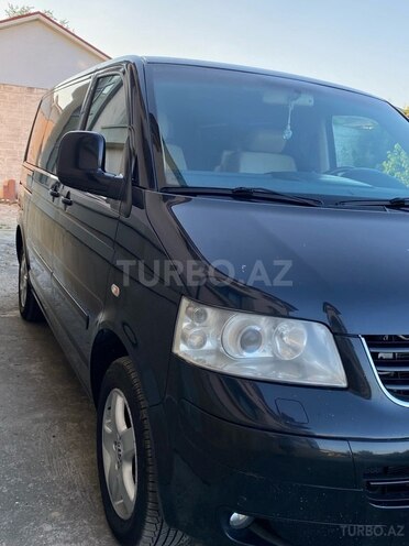 Volkswagen Multivan 2008, 275,000 km - 3.2 l - Bakı
