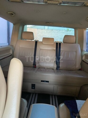 Volkswagen Multivan 2008, 275,000 km - 3.2 l - Bakı