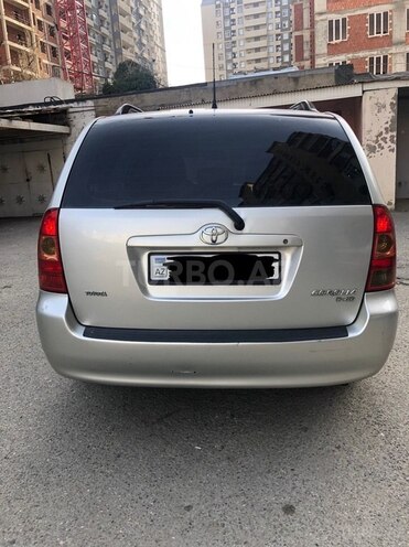 Toyota Corolla 2006, 330,000 km - 1.4 l - Bakı