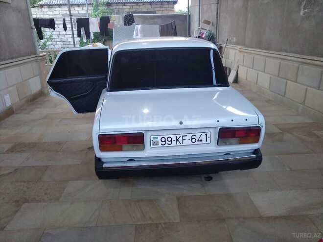 LADA (VAZ) 2107 2005, 18,000 km - 1.6 л - Şirvan