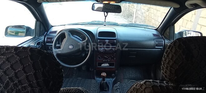 Opel Astra 1998, 300,000 km - 2.0 l - Bakı