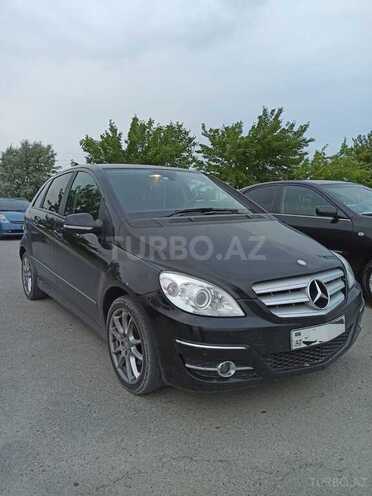 Mercedes B 180 2010, 78,000 km - 1.7 л - Bakı