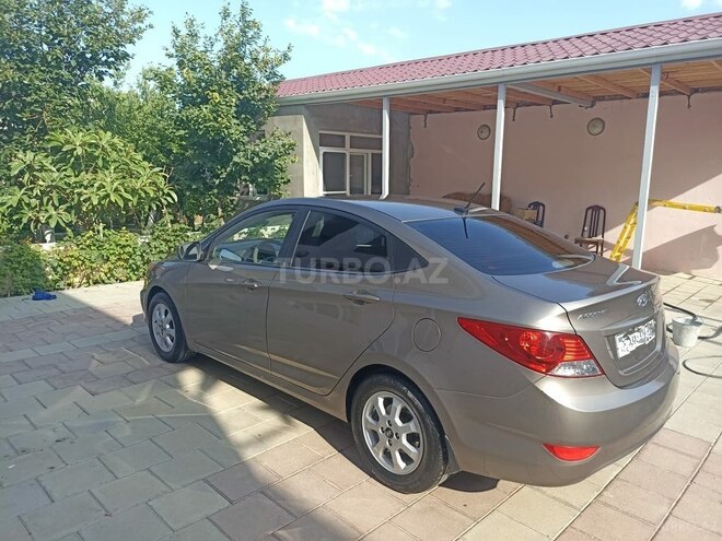 Hyundai Accent 2011, 190,000 km - 1.6 l - Bakı