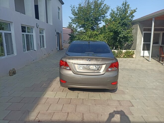Hyundai Accent 2011, 190,000 km - 1.6 l - Bakı
