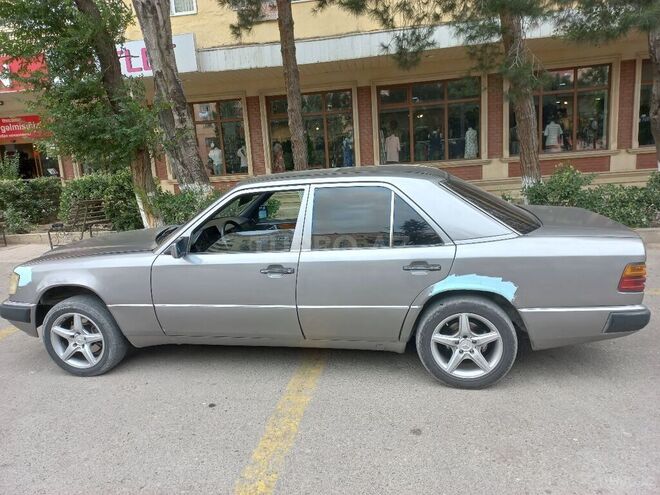 Mercedes E 200 1990, 593,000 km - 2.0 l - Sumqayıt