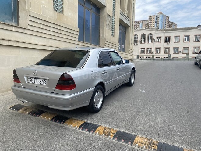 Mercedes C 220 1998, 280,000 km - 2.2 l - Bakı