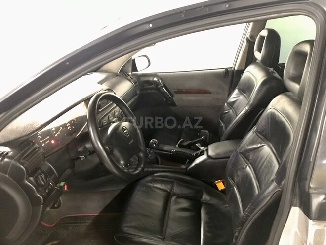 Opel Omega 1996, 250,000 km - 2.0 л - Gəncə